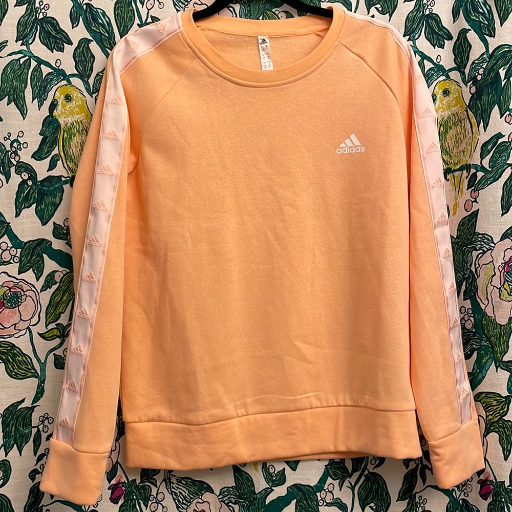 NWT Adidas Crewneck Goldstar Pullover Sweatshirt